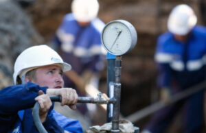 «Газпром» бесплатно подключит к газу частные дома