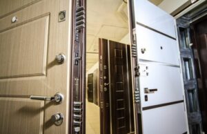 Как обшить дверь ламинатом: полная отделка, откосы своими руками и фото в интерьере