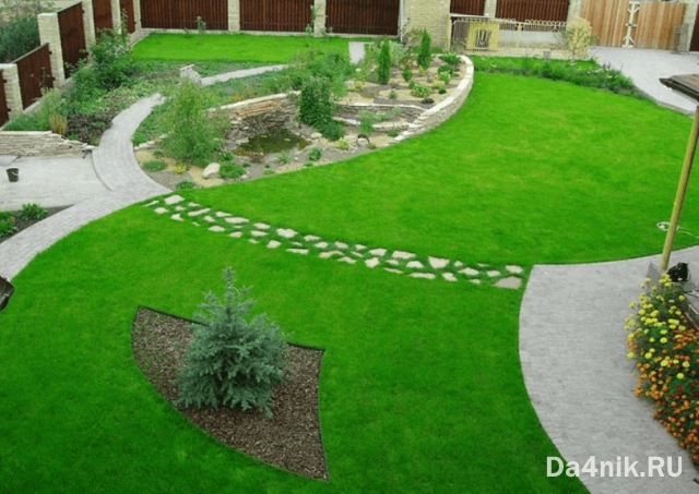 Как правильно уложить искусственный газон на различные основания