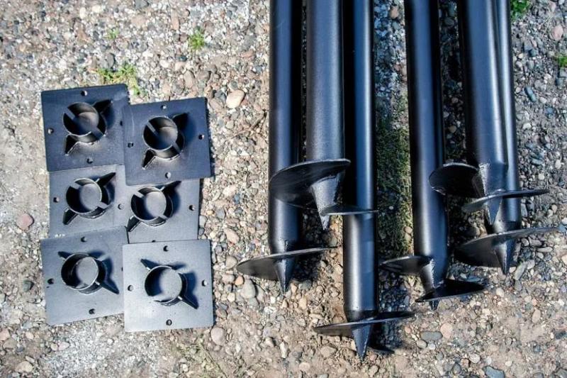 Как выбрать оптимальный фундамент для забора с кирпичными столбами