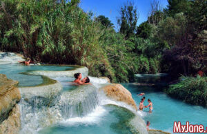 Лучшие горячие источники: куда поехать?