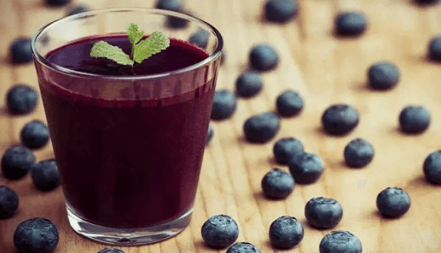 Польза и вред черники для здоровья женщины и мужчины