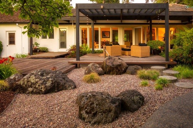 Пристроенная к дому веранда: расширяем полезное пространство (120+ лучших проектов)