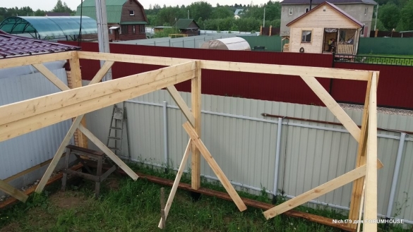 Строительство каркасного навеса на две машины в одиночку