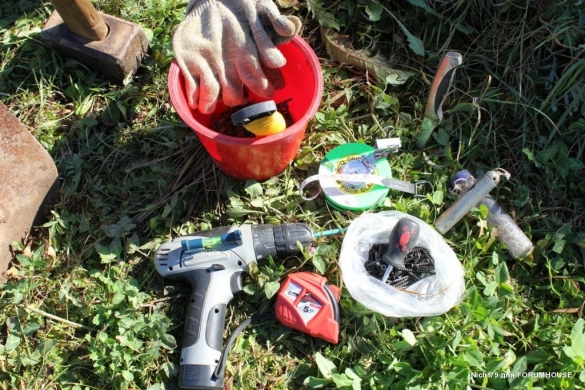 Строительство каркасного навеса на две машины в одиночку