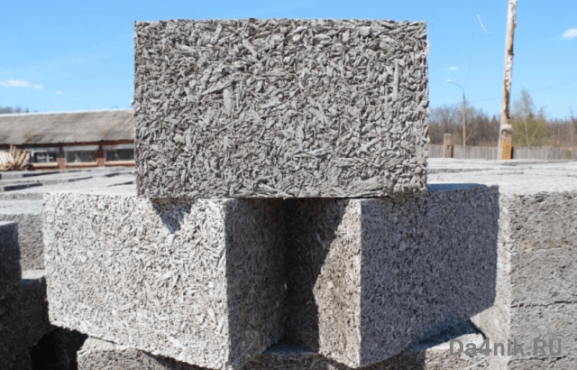 Виды и описания строительных материалов для стен дома