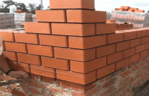 Возведение кирпичной стены