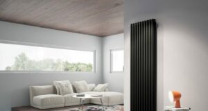 Как выбрать вертикальные радиаторы: руководство по выбору и установке