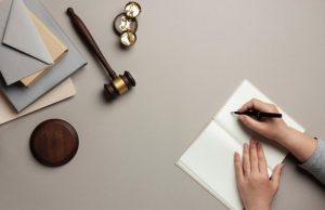 Опытные адвокаты и юристы: надежная поддержка в правовом мире