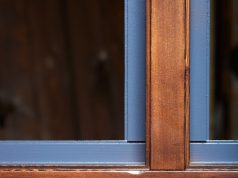 Деревянные окна: гармония традиций и современных технологий