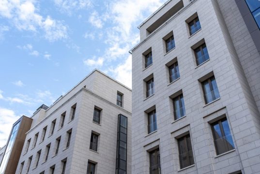 Эксперты оценили рост цен на элитные новостройки в Москве за год