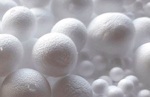 Гранулы пенополистирола: свойства, применение и преимущества материала